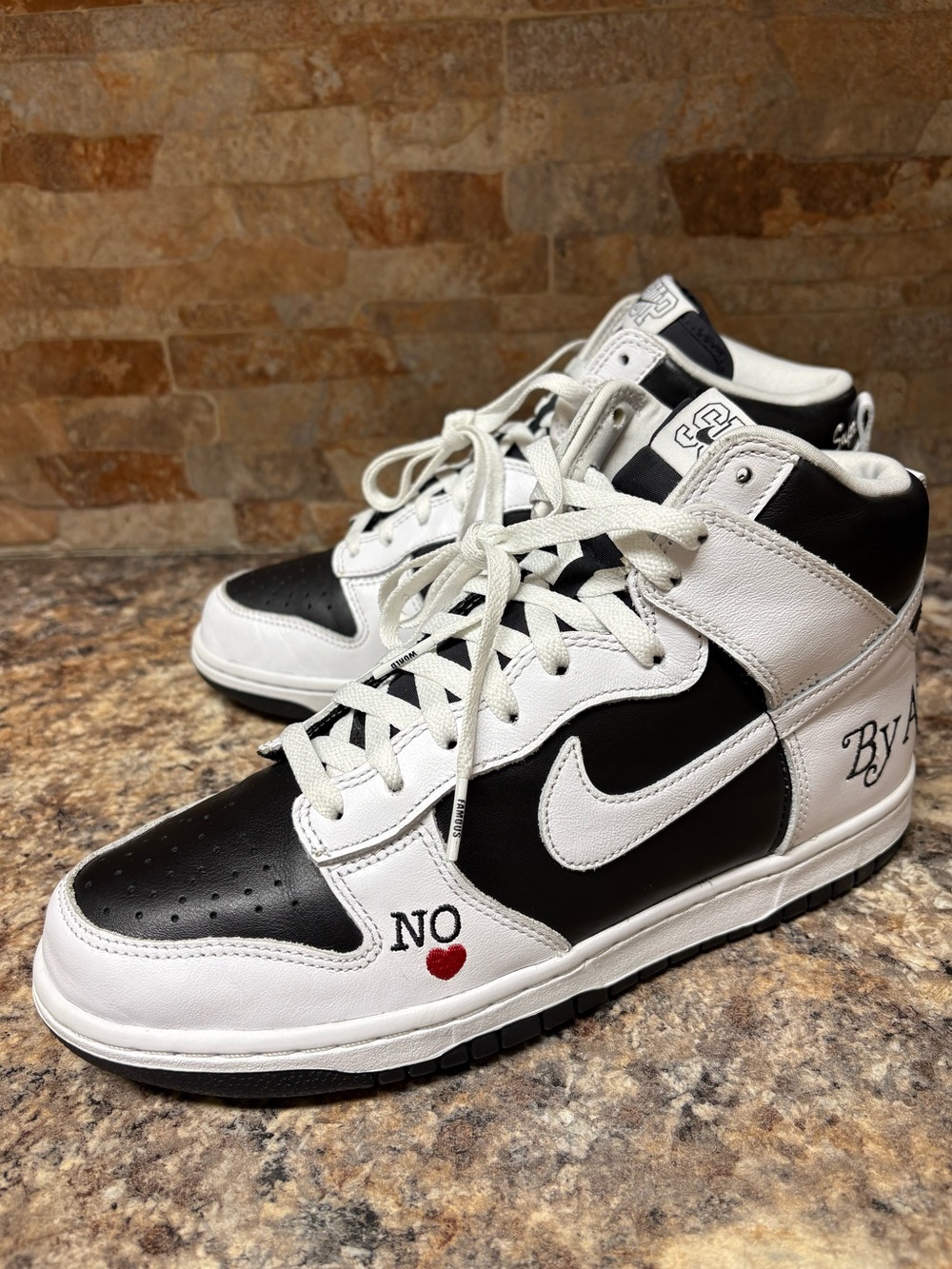 Nike SB X Supreme Dunk High By Any Means Stormtrooper DN3741-002 Size 8